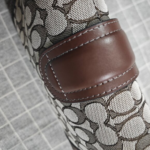 Coach Women's Handbag - Picture 8 of 11